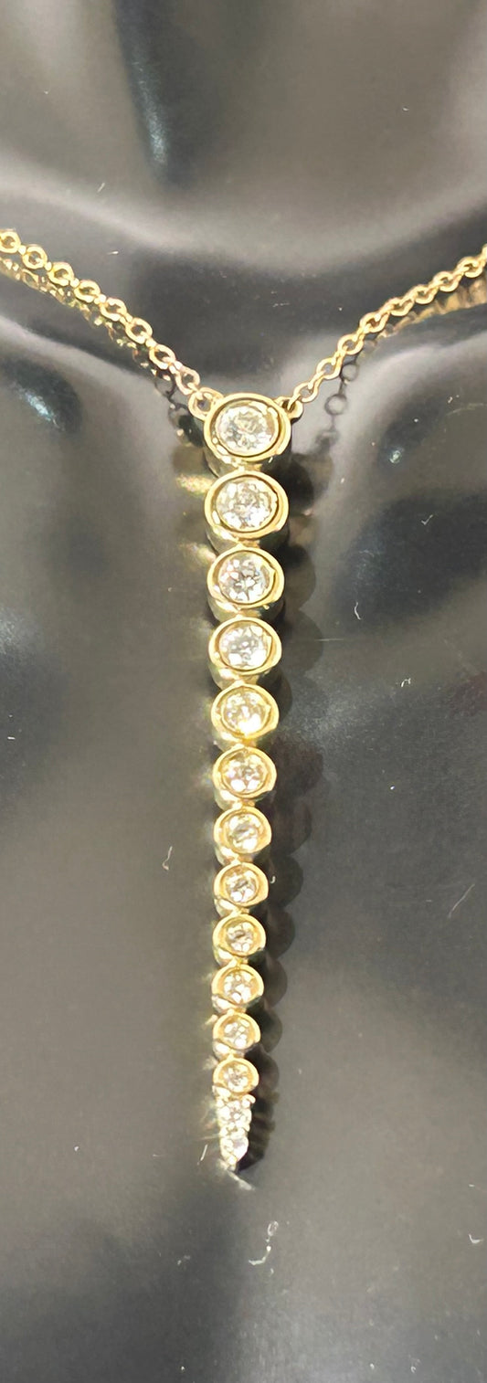 10K Gold necklace with 0.50Ct Diamond